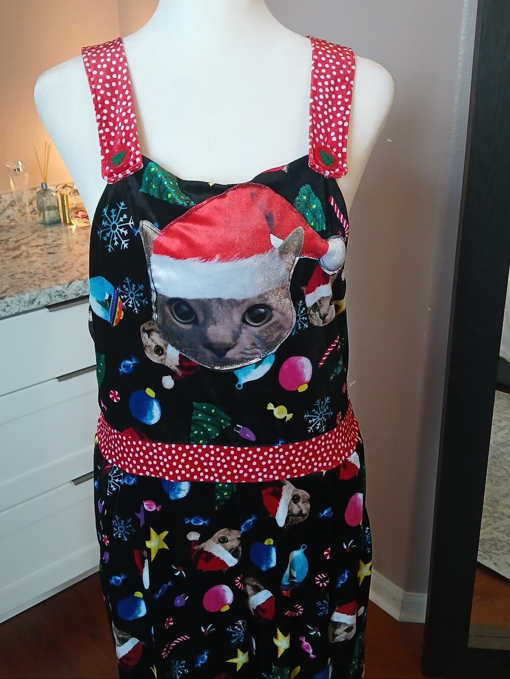 NWOT Christmas Cat Velour Jumpsuit Overalls Lrg Love On A Hanger Santa Hat Stars - Picture 2 of 11